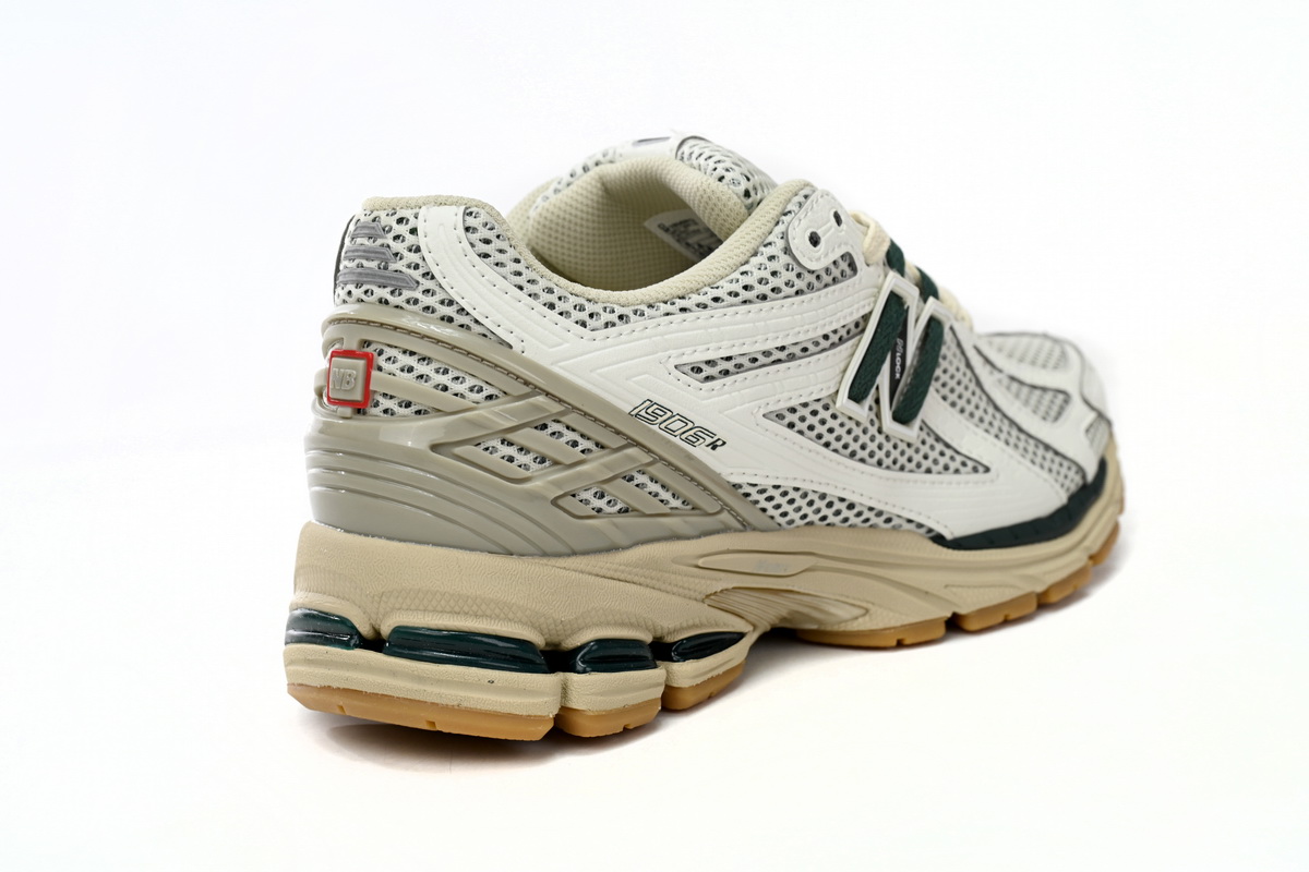 New Balance 1906R 'White Green' M1906RQ - Premium Athletic Sneakers New Balance 1906R 'White Green' M1906RQ - Premium Athletic Sneakers