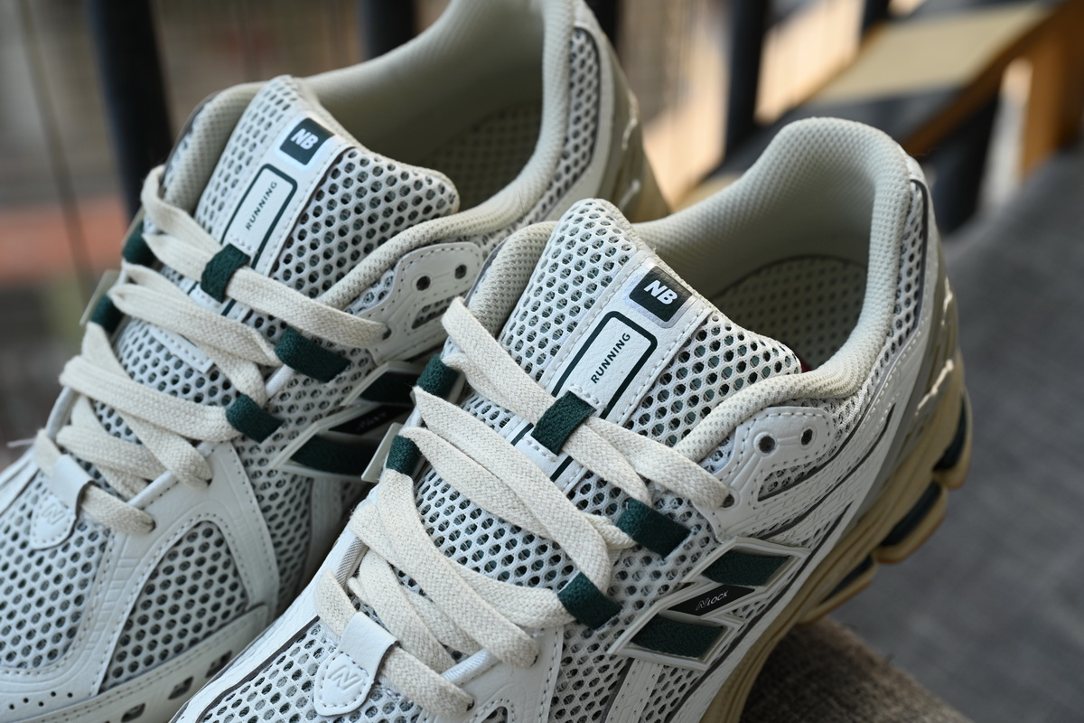 New Balance 1906R 'White Green' M1906RQ - Premium Athletic Sneakers New Balance 1906R 'White Green' M1906RQ - Premium Athletic Sneakers