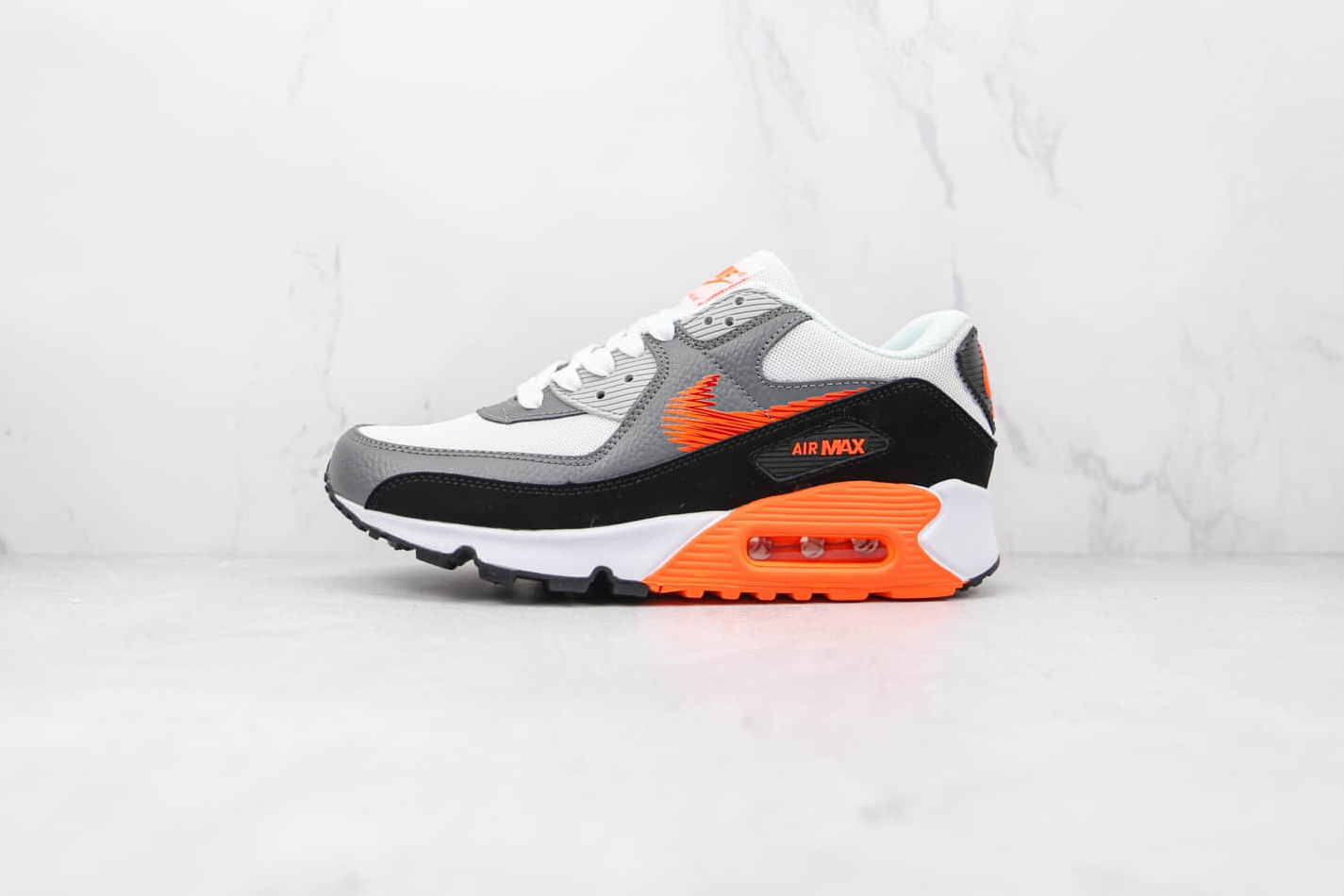 Nike Air Max 90 'Zig Zag' DN4927-100 - Trendy Sneakers for Stylish Outfits