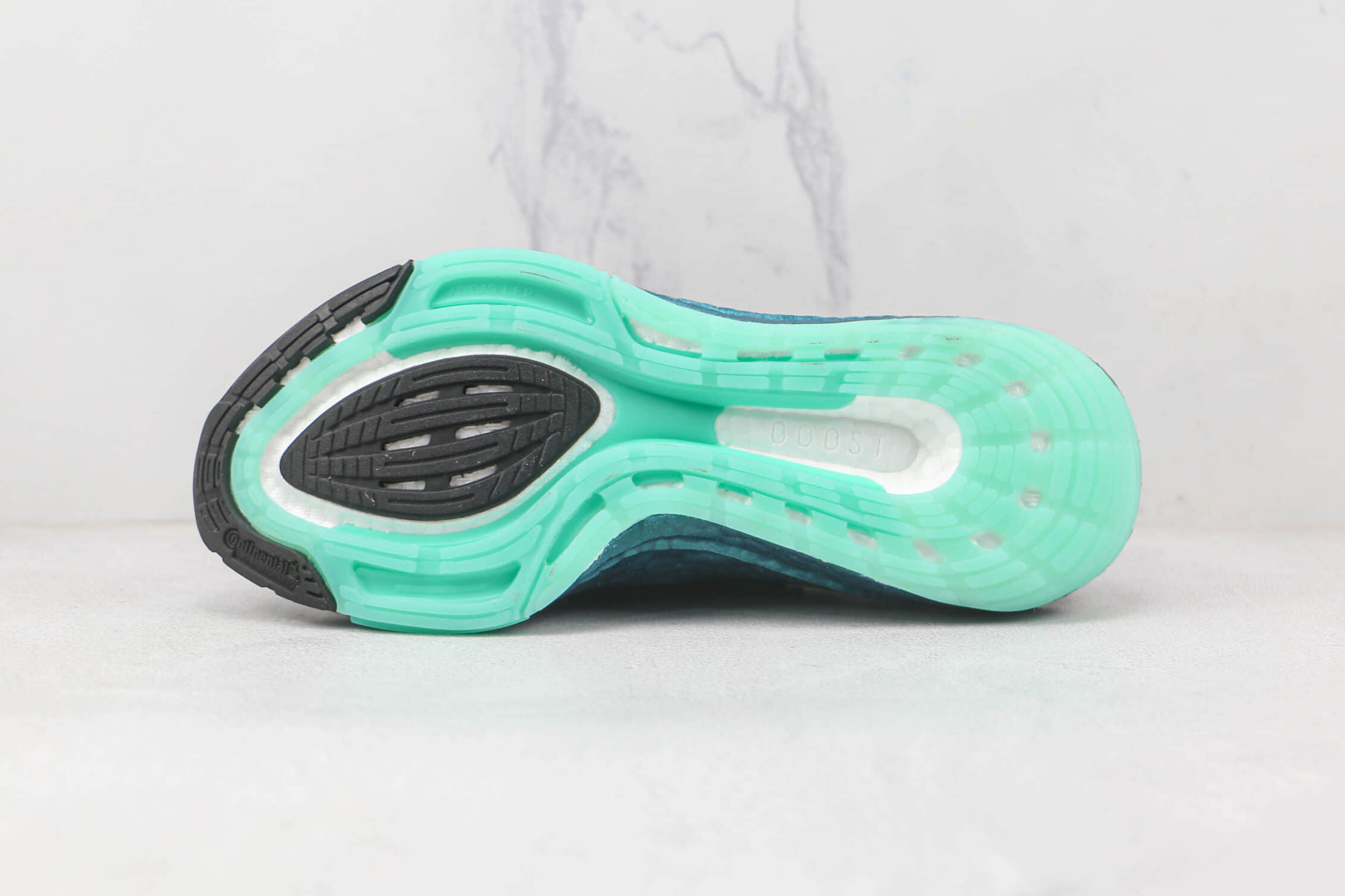 Adidas UltraBoost 22 'Black Mint Rush' GX5564 - Sleek and Stylish Running Shoes