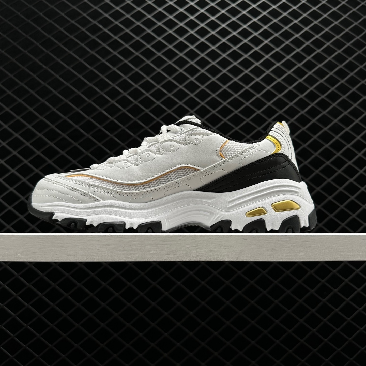 Skechers D'Lites 1.0 Low-Top Running Shoes: White/Orange/Gold Allure