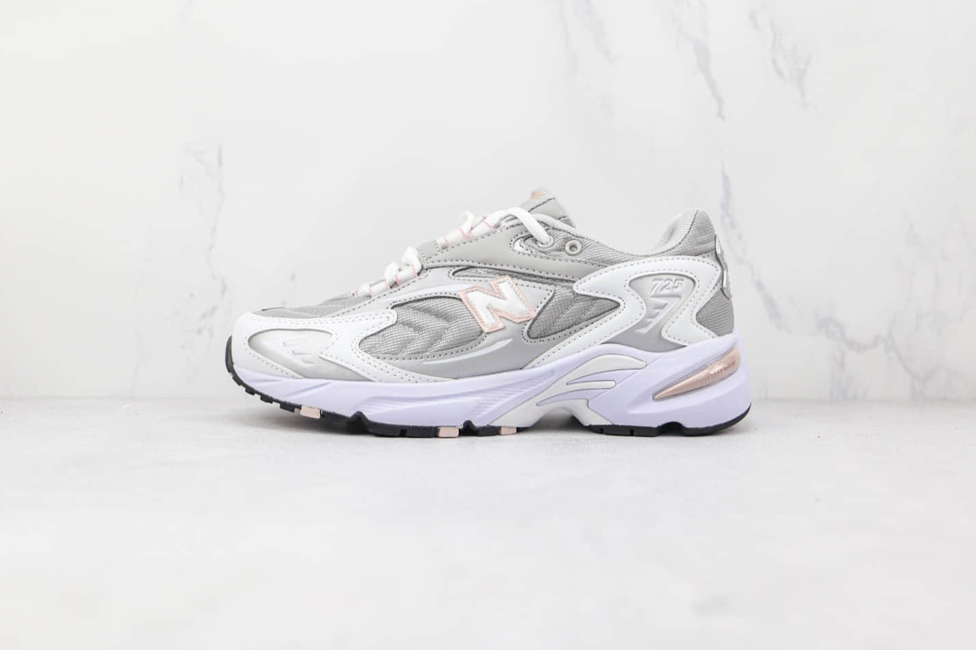 New Balance 725 Low Cut Silver Pink - Stylish and Comfortable Running Shoes
