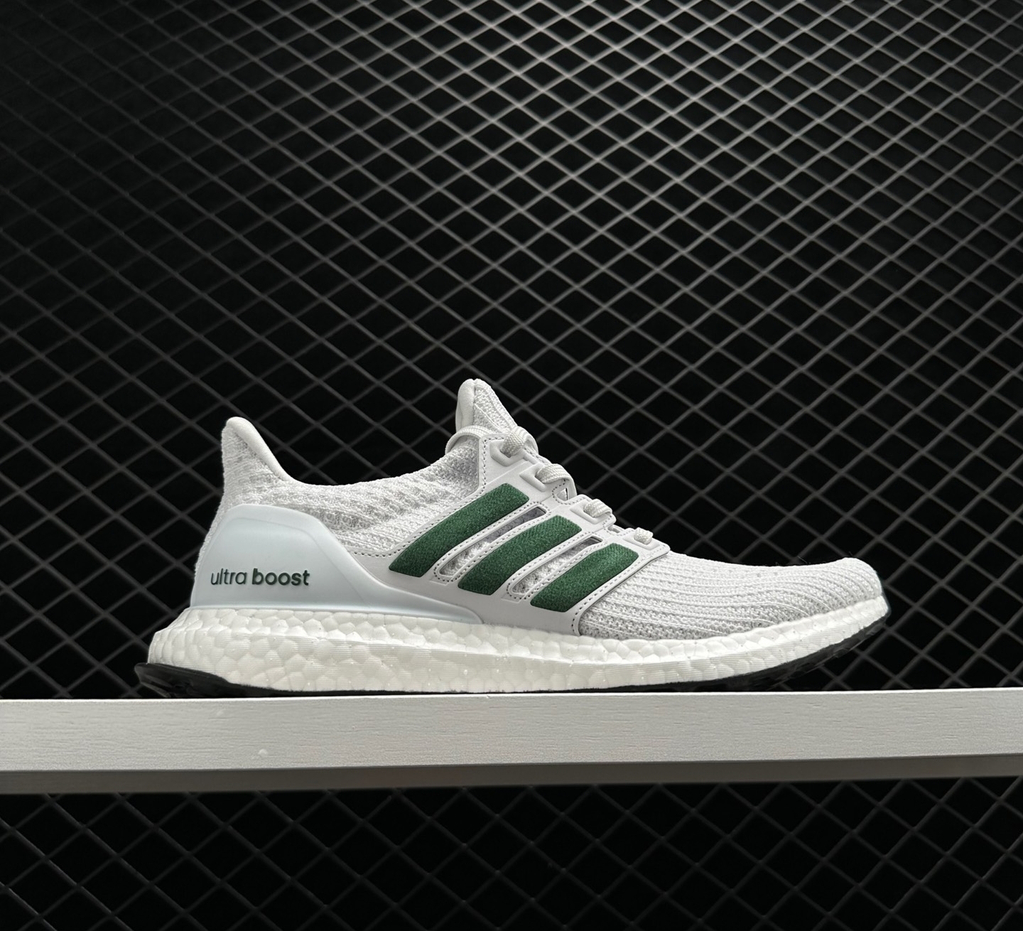 Adidas UltraBoost 4.0 DNA 'White Green' FY9338 - Stylish and Comfortable Footwear